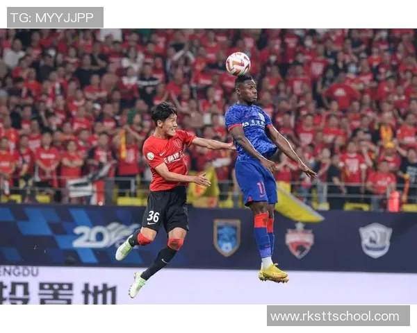 张功是否能被认定为足球界的球星之一引发热议与讨论